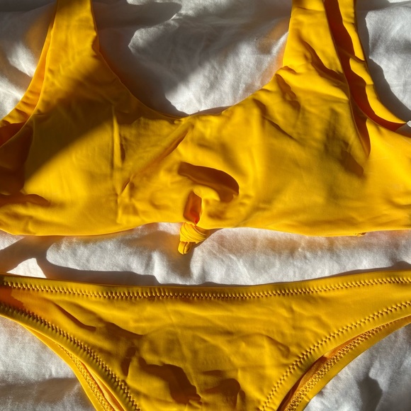SHEIN yellow bikini set - Picture 2 of 5